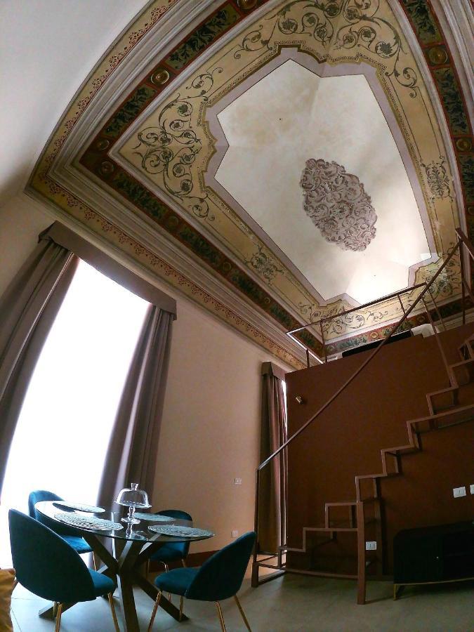 Palazzo Sul Corso-Charming Appartaments Бриндізі Екстер'єр фото